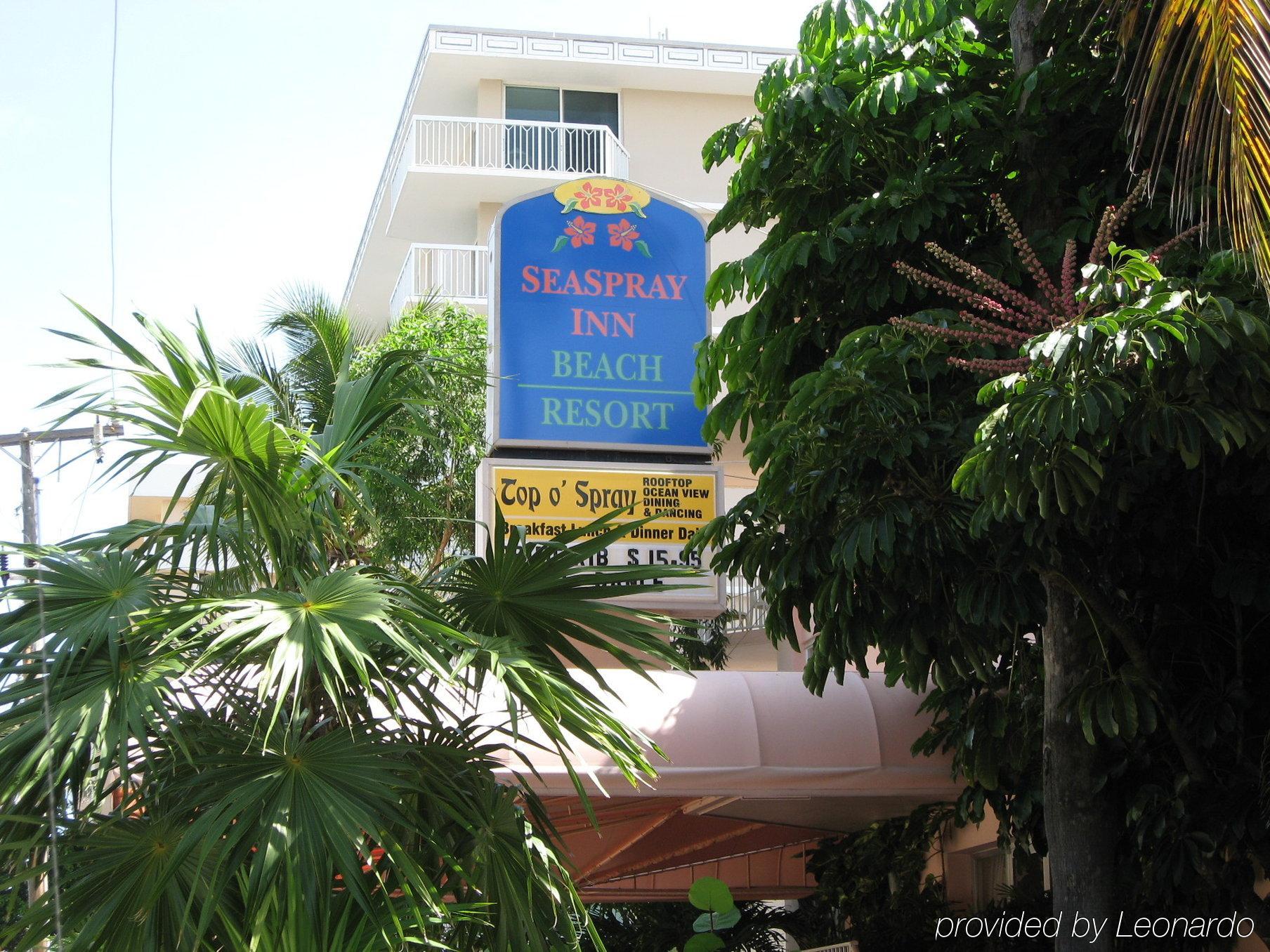 Seaspray Inn Beach Resort Palm Beach Shores Exterior photo