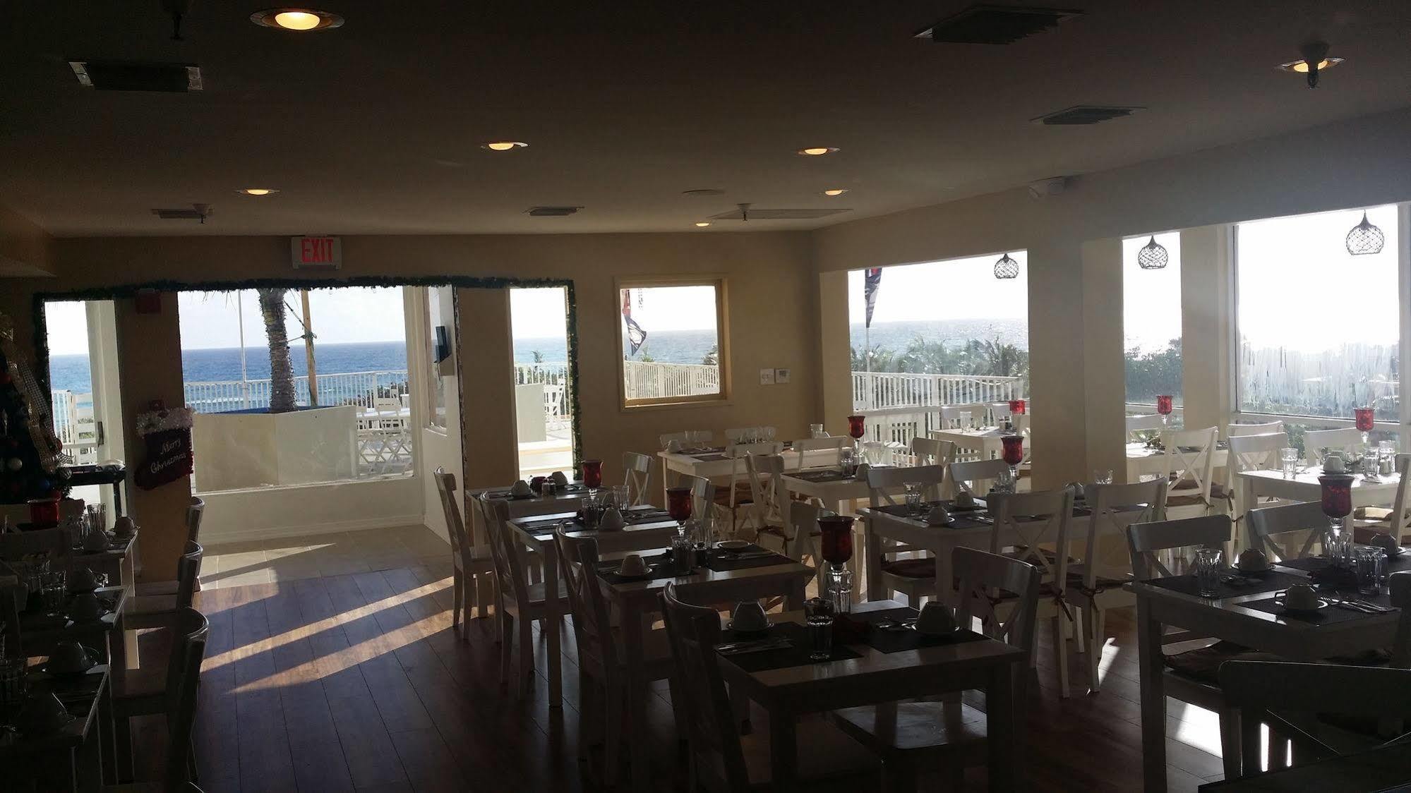 Seaspray Inn Beach Resort Palm Beach Shores Exterior photo